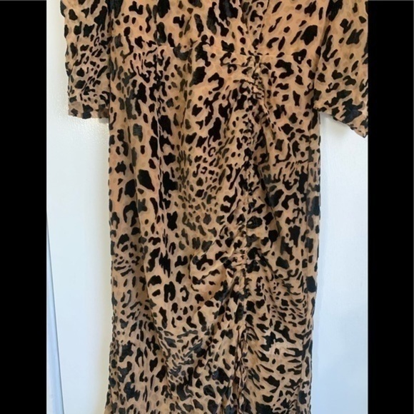 ZY Leopard Print Midi Dress with slit Size XS - Picture 10 of 16